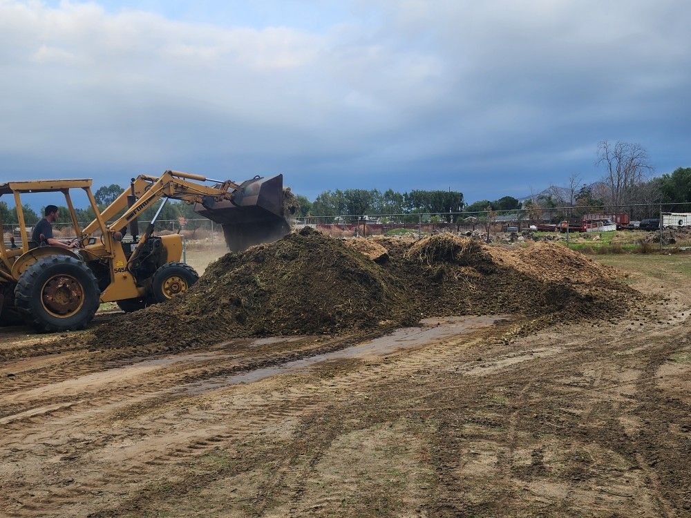Fertilizer/fill Dirt