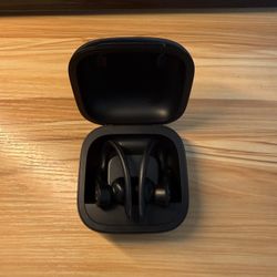 Powerbeats Pro Wireless Earbuds – Excellent Condition – Great Sound & Battery Life
