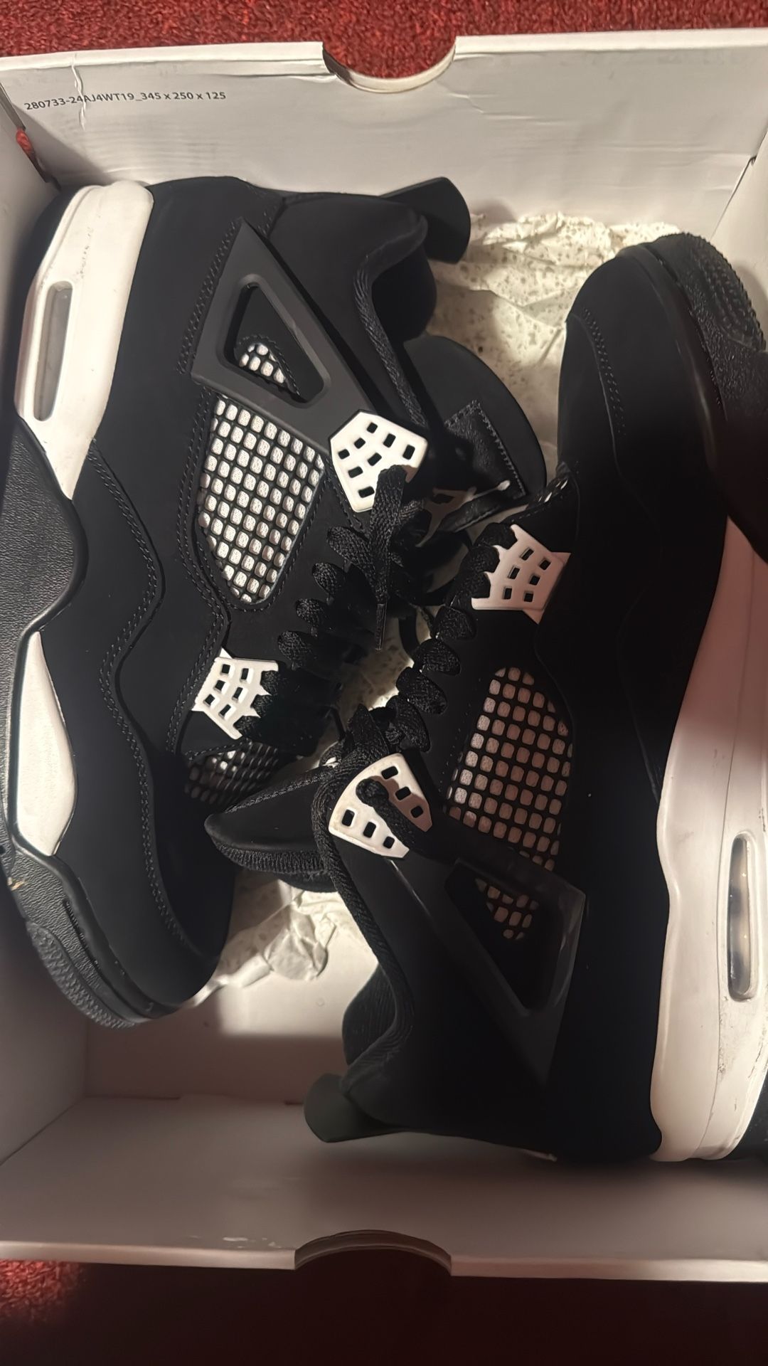 Jordan Thunder 4s 10.5