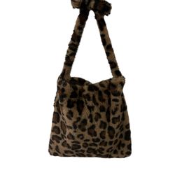 Trendy leopard