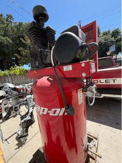 Air compressor