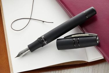 Visconti Homosapien Dark Age - Volacano Lava Black