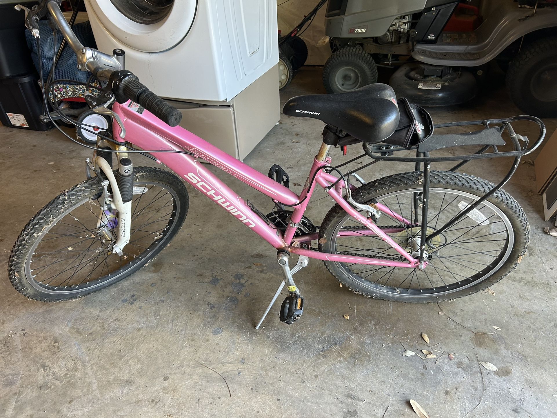 Bike: Schwinn 24” Ranger Radius