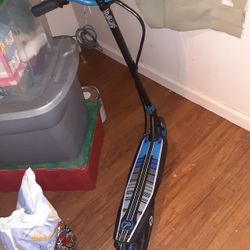 Electric Scooter Like New Rode 3 Times Son Dont Like It 75 Bucks