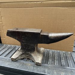 Massive 358 Pound Marked Hay Budden Blacksmith Anvil