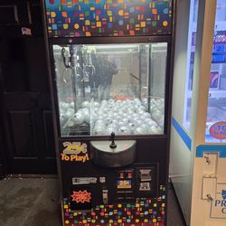 Claw arcade machine