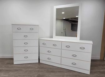 Dresser whit mirror and chest - Cómoda con espejo y Gavetero