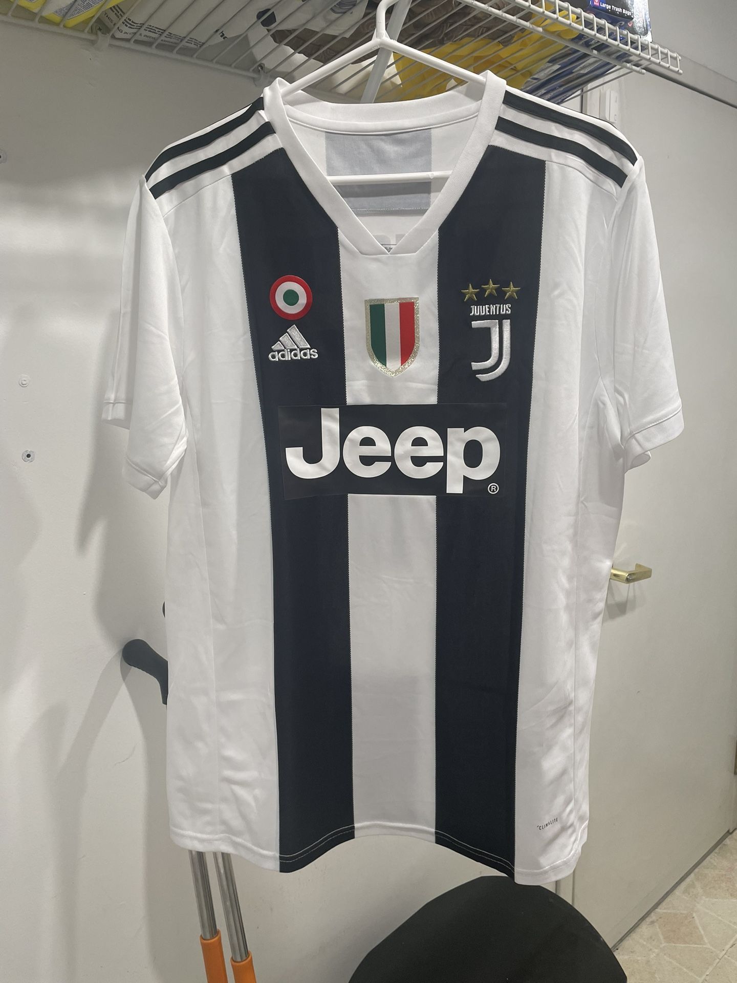 Juventus Home Jersey Cristiano Ronaldo size 3xl run small