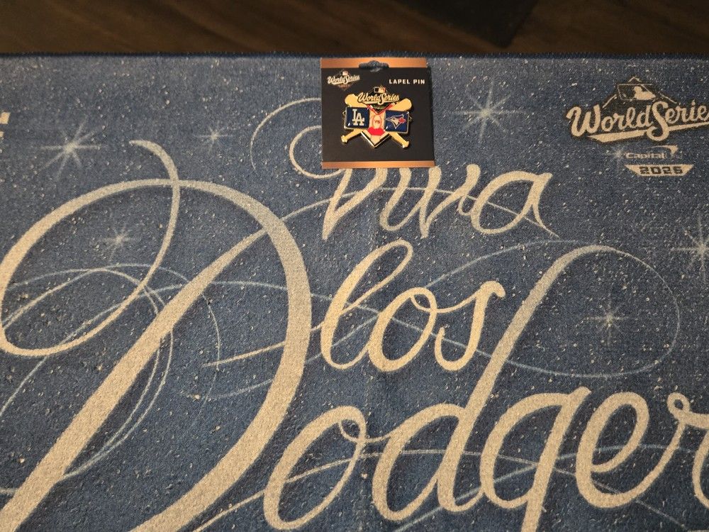 DODGERS RALLY TOWEL & PIN