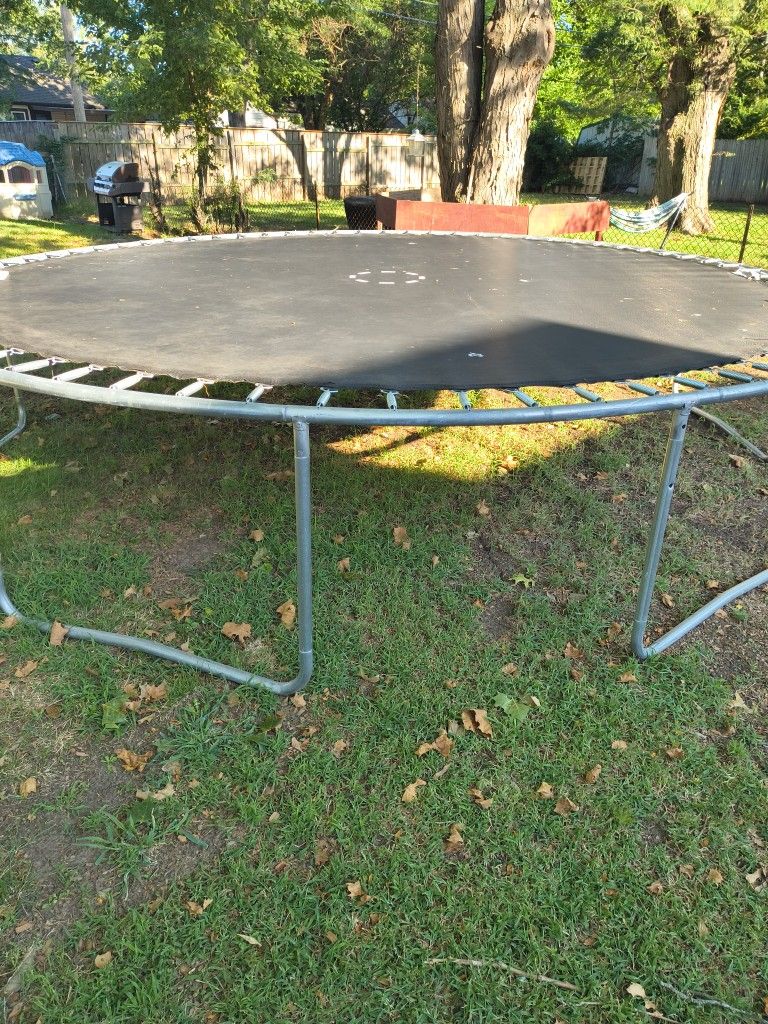 Trampoline