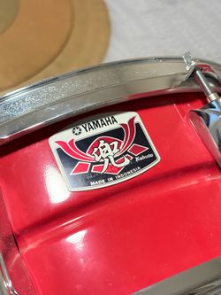 Yamaha Kabuto Snare Drum Red