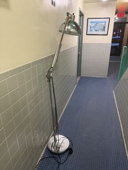 Floor lamp