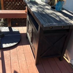 Backyard Kitchen Table 