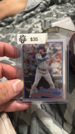 Shohei Ohtani Dodgers Topps Chrome Baseball Card