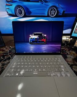 ASUS ROG Zephyrus G14 2024 4060 RYZEN 9 8945HS 16GB LPDDR5X 1TB SSD 3K OLED 120 PRICE IS FIRM