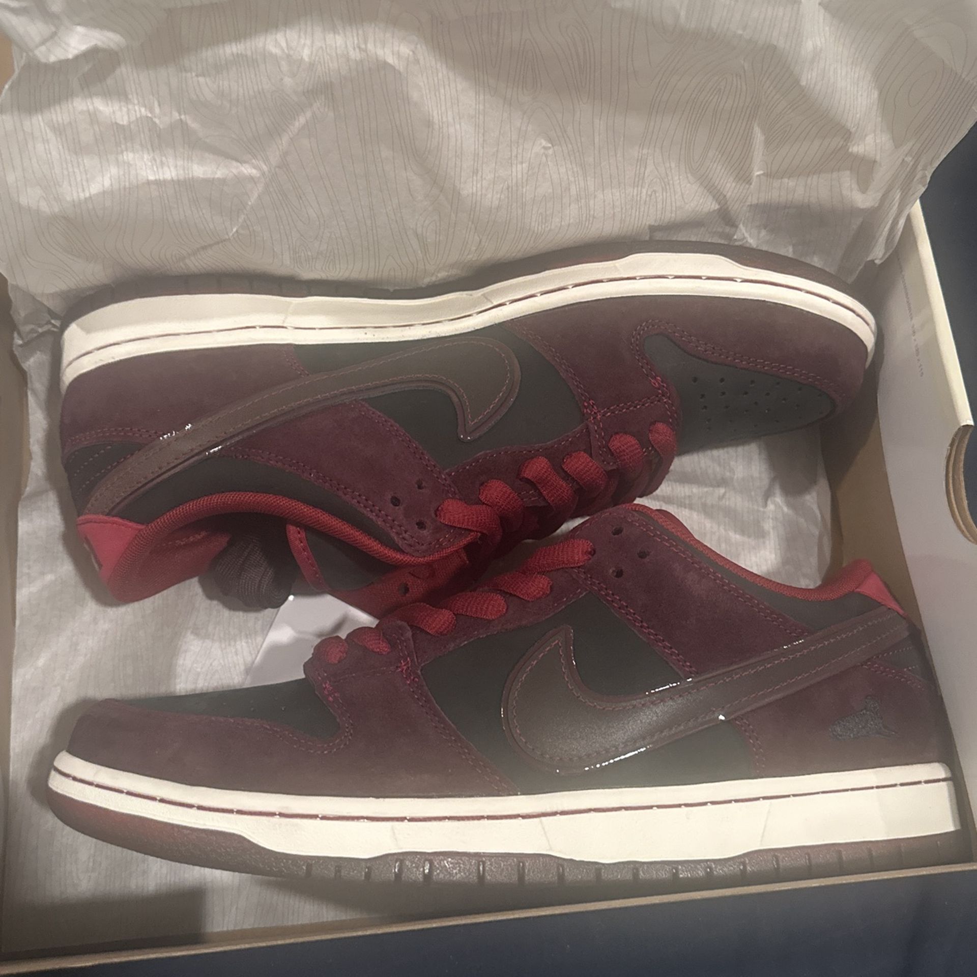 Nike SB Dunk Low Riot Skateshop Size