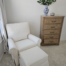 😮 *Practically New* Pottery Barn Slipcover Swivel Armchair + Ottoman