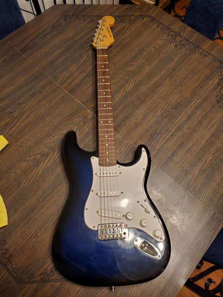 New York Pro Electric Guitar