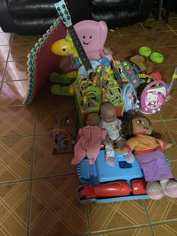 Daycare Toys & Sleeping Mats Sitting Circle pillows Etc