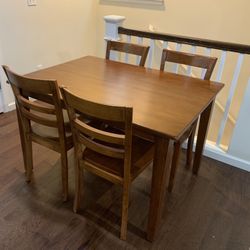 Solid Acacia Wood Table & 4 matching Chairs 