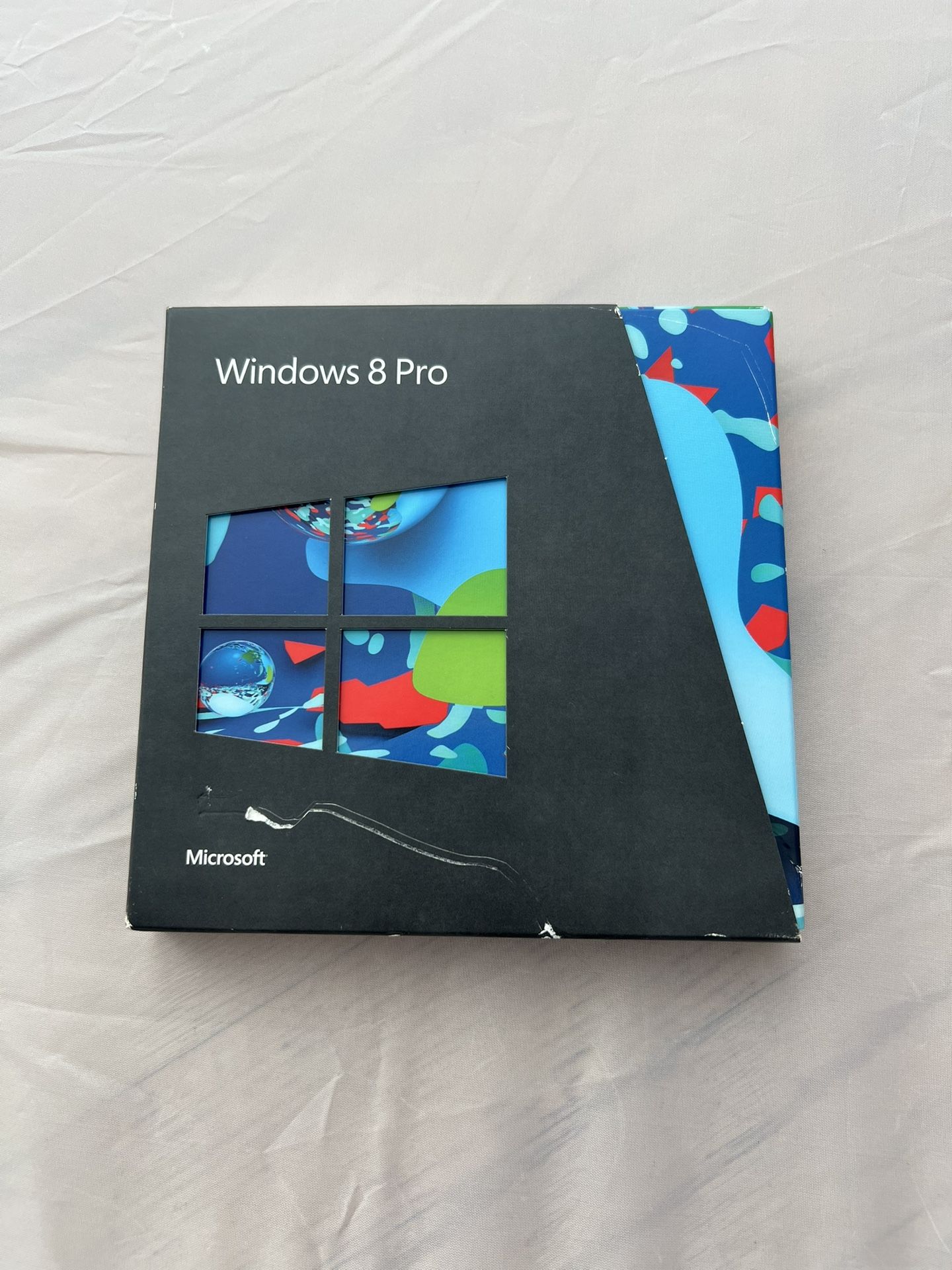 Microsoft Windows 8 Pro Upgrade for PC DVD (3UR-00001)