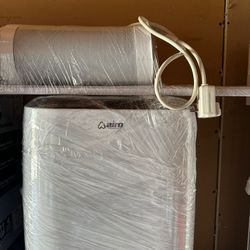 new portable air conditioner NO BOX