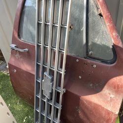 Square Body C-10  Chevy Parts $20