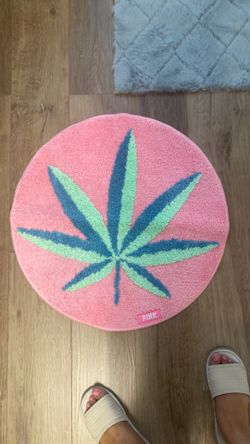 PINK Round Graphic Bath Rug