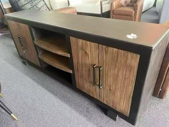 Side cabinet，$780