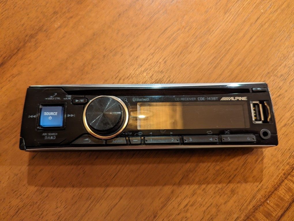 Alpine Bluetooth CDE-143BT CD Receiver Faceplate
