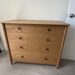 4 Drawer Dresser - Excellent Condition- 36” x 18” x 32”