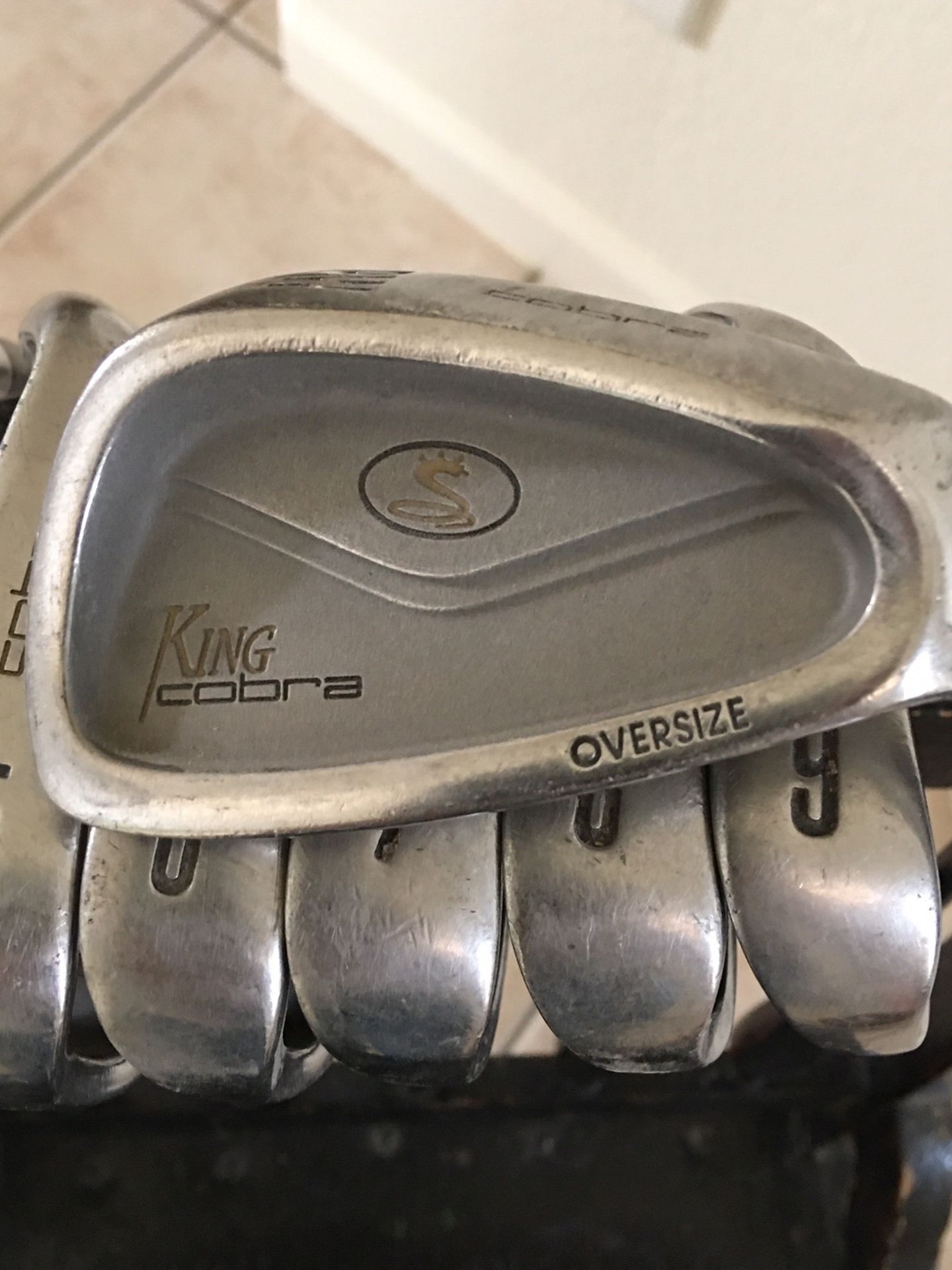 King Cobra Oversize Iron Set Firm Shafts 4,5,6,7,8,9 AND PW RH