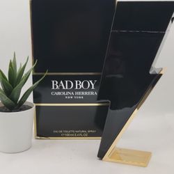 Carolina Herrera
 
Bad Boy Eau de Toilette

3.4 fl (damaged but still sprays) 