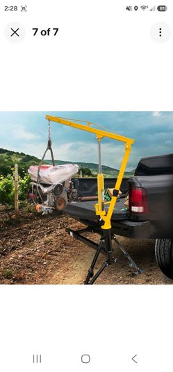 Maxxhaul Truck crane