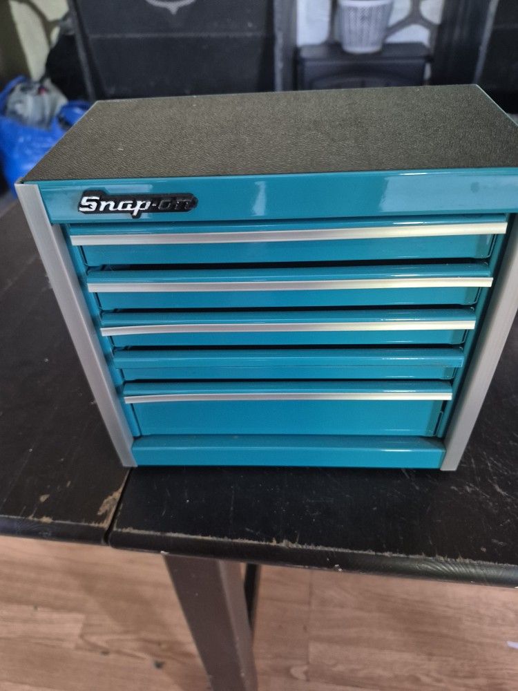Snap On Table Top Mini Tool Box 8.5" X 4.5"