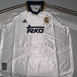 Adidas Real Madrid 1999/2000 Home Jersey Size: X-Large