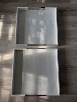 FREE sparkly white and silver trays