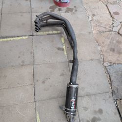 GSX-R 1000 Full Exhaust System UNKNOWN YEAR See Description .. 