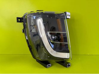 2016 - 2020 Tesla Model X Right Passenger Side LED Fog Light OEM 1034327-00-C