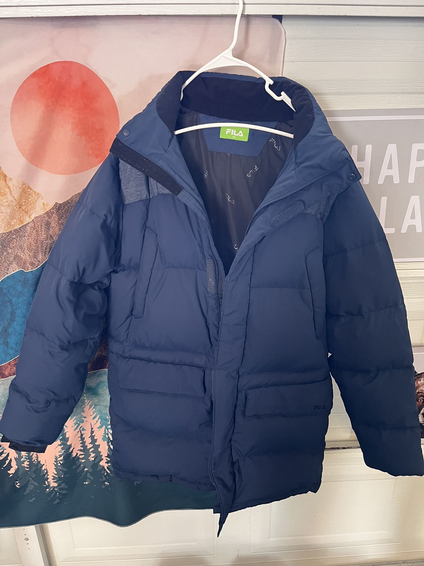 Nice Large Men’s FILA Coat. Thick and Comfy! Blue and Gray.