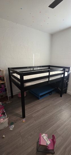 Twin Lifted bed