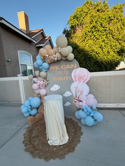 Balloon garland