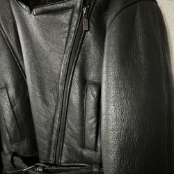 Leather Jacket/ Campera De Cuero