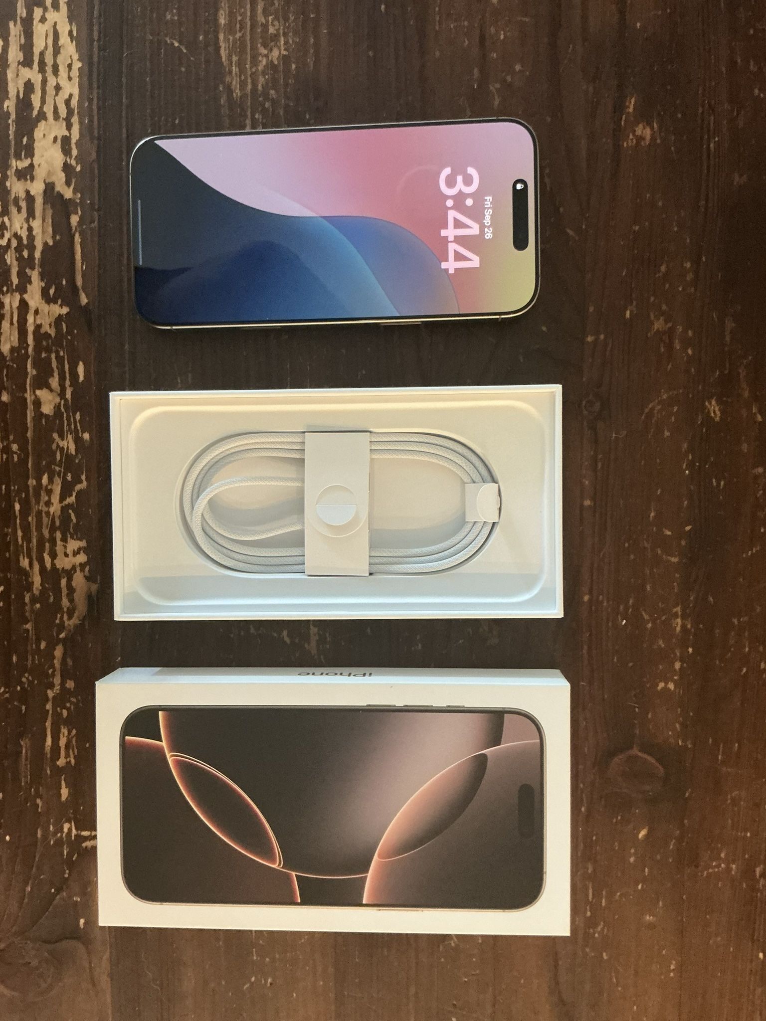 iPhone 16 Pro Max - 256gb - Desert Titanium
