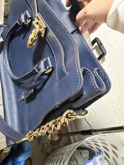 women's handbag