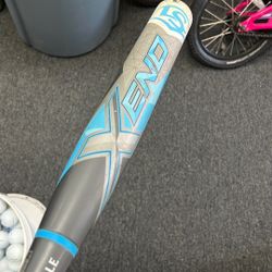 Louisville XENO X19 2-Piece Composite Fastpitch Girls Softball Bat 31” (-10) 