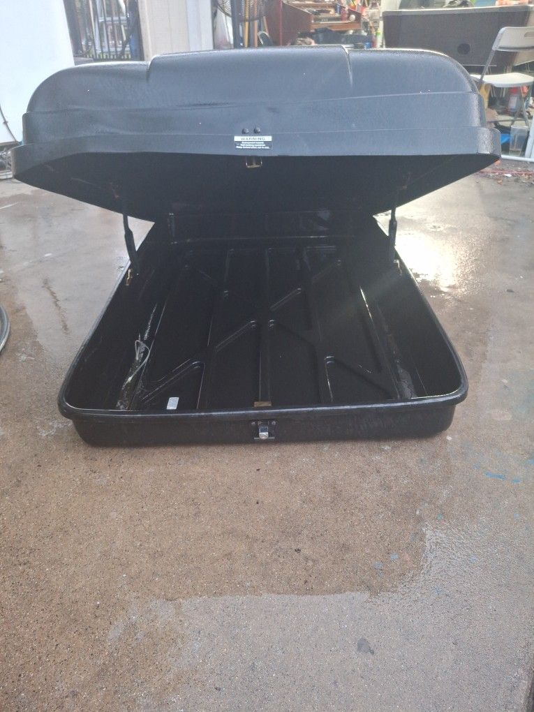 3'x 4 1/4' Roof Rack Storage Unit.