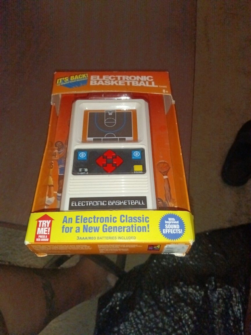 Electronic Basketball Game