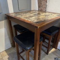 Table & Stools