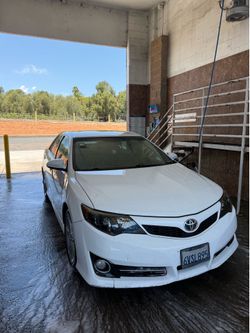 Toyota camry 2012